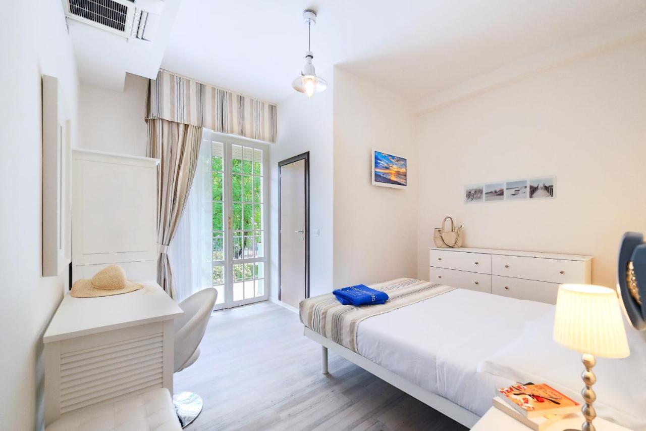 Hotel Fabrizio Rimini Værelse billede