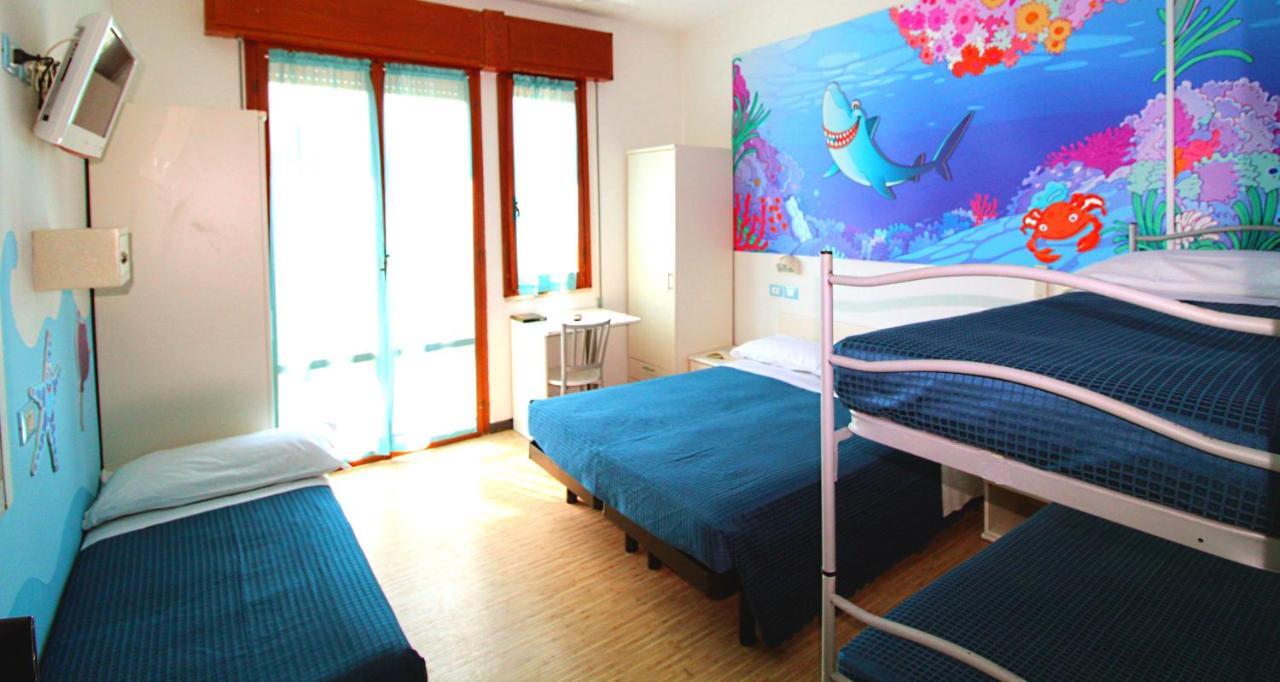 Hotel Fabrizio Rimini Eksteriør billede