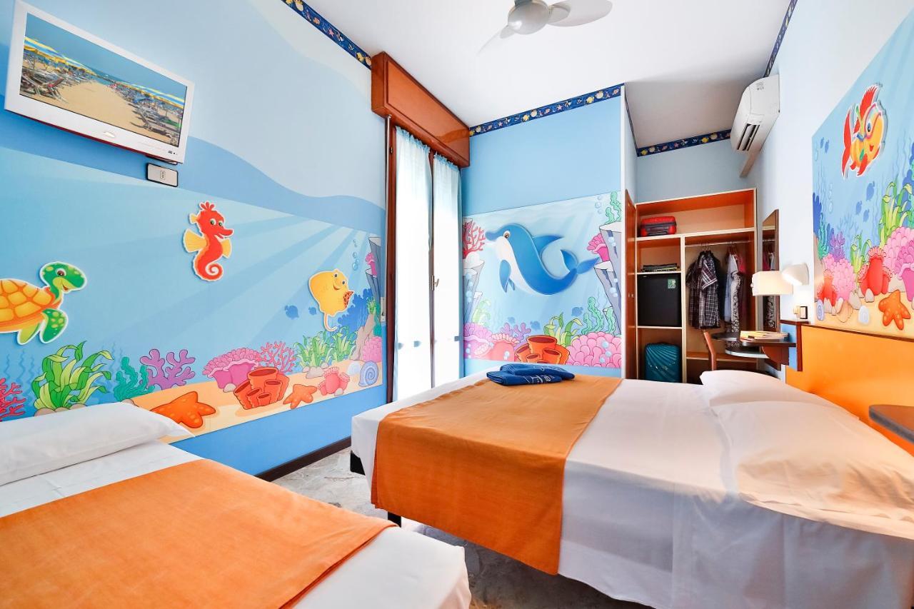 Hotel Fabrizio Rimini Værelse billede